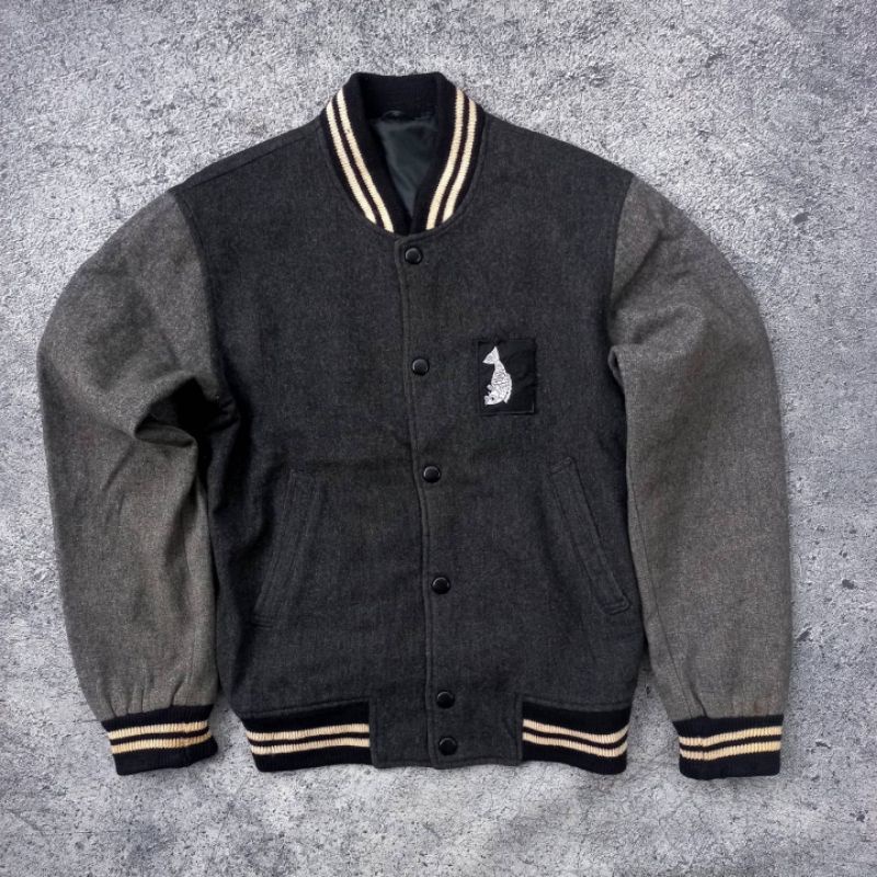 varsity jaket wool bordir dari sukha thrift