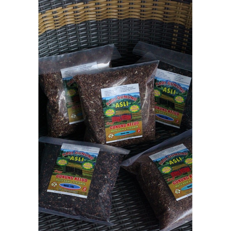 

Beras Organik Merah/Hitam Wangi Cap Gunung Kelud