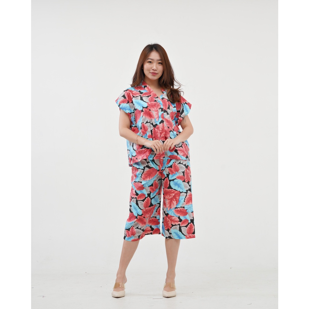 IZANY Piyama Dewasa Kimono Kulot / SET Kimono Kulot V Banyak Motif-CALADIUM RED