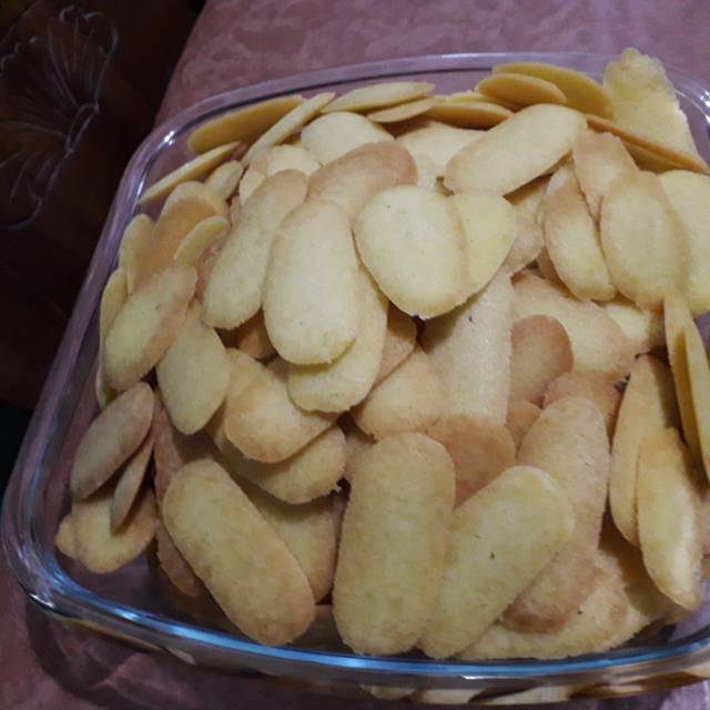 

Cemilan snack ringan Kuker / cookies / kue kering lidah kucing original - 500 gram