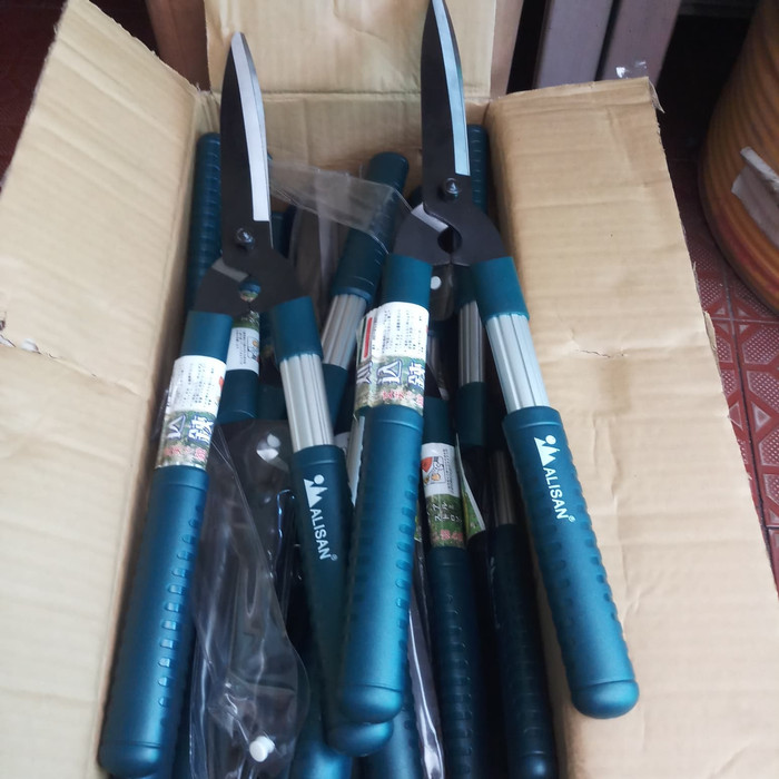 GUNTING RUMPUT / GUNTING PAGAR TAIWAN