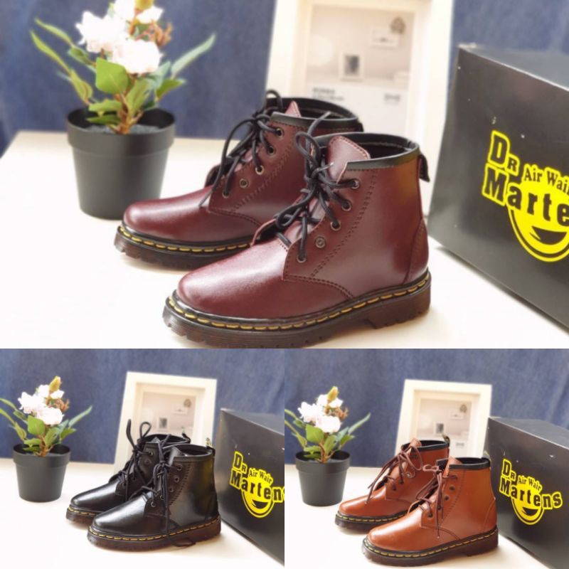 Sepatu Anak Dr. Martens