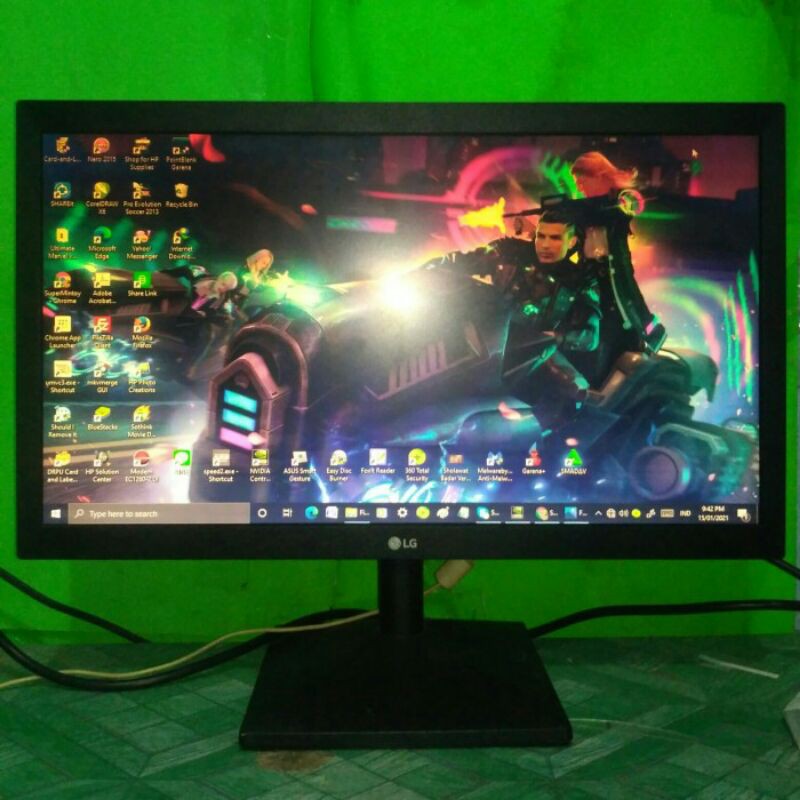 Monitor PC LED LG 20inch wide 20MK400A