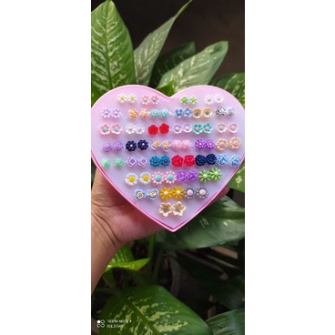 Satu pasang anting tusuk bunga/Anting korea tusuk/anting bunga warna/anting tusuk plastik