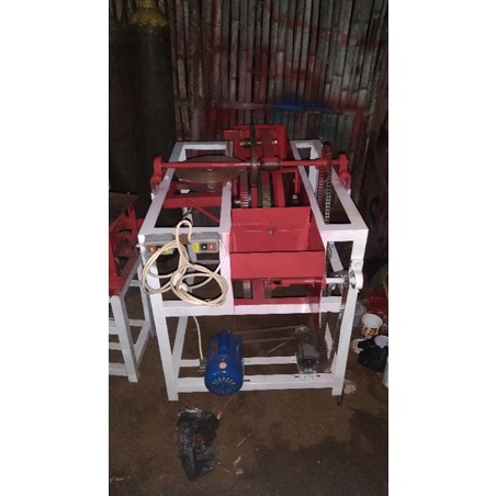 mesin peruncing tusuk sate