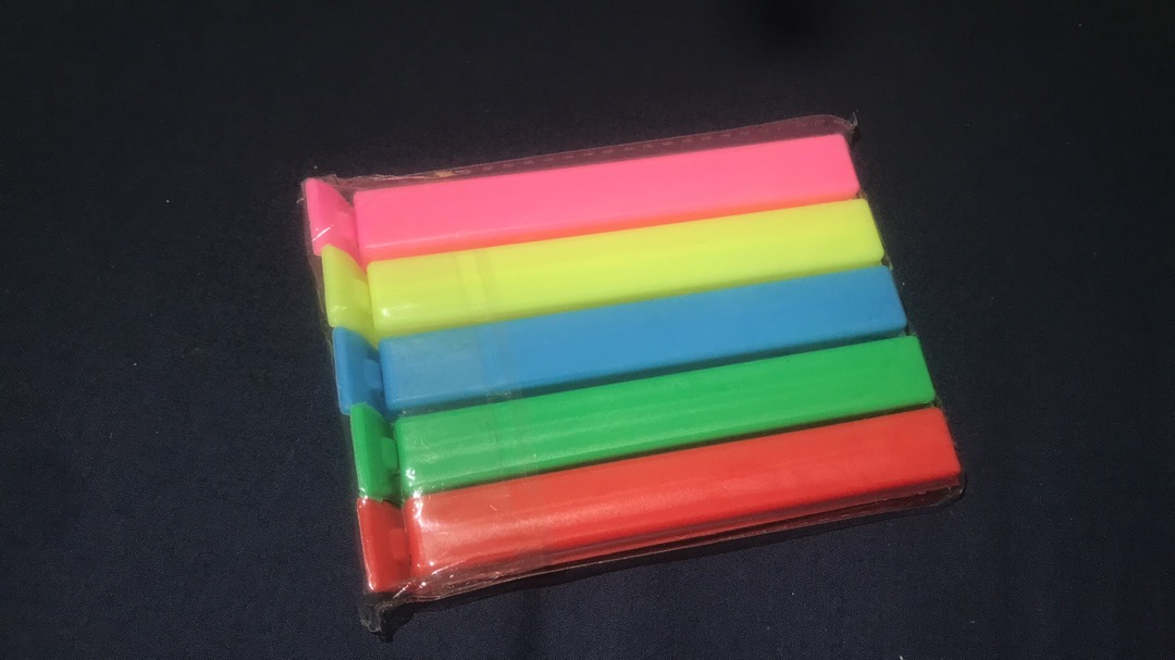 Klip Penjepit Plastik Kantong Makanan