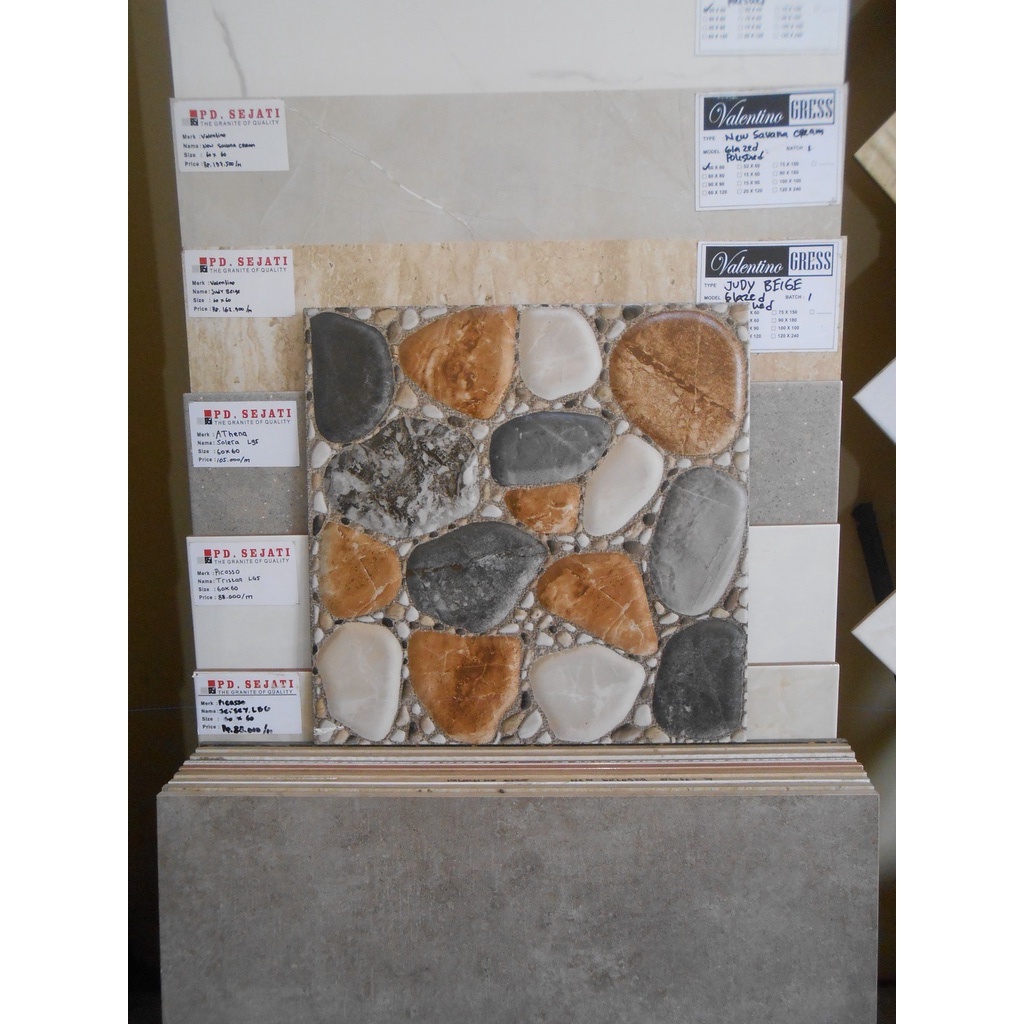 keramik 40x40 - motif batu alam - beijing brown