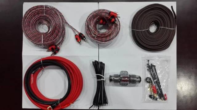 Paket Kabel dan Fuse Audio Mobil Skeleton SKT-WR4001