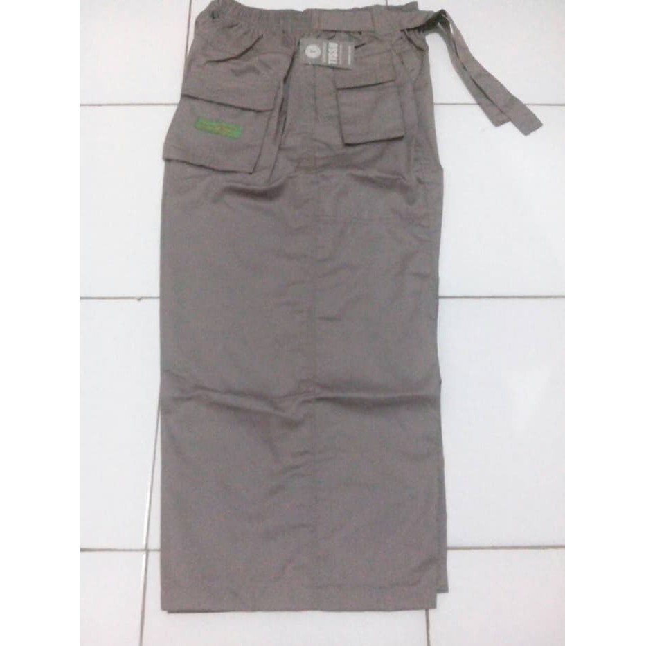 celana cingkrang-
 Celana Sirwal Boxer Jumbo