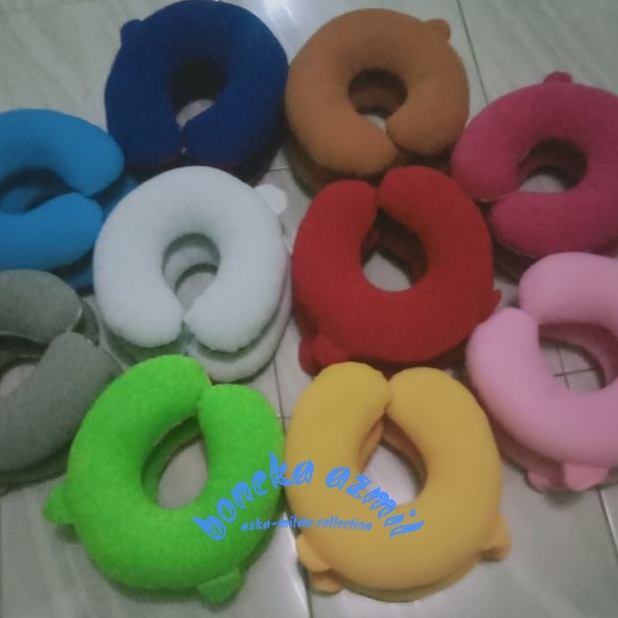 Bantal leher polos warna warni