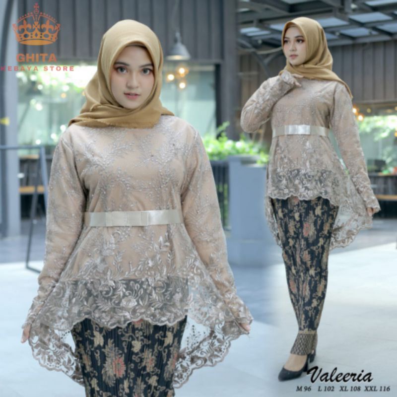KEBAYA ~ KEBAYA WISUDA ~ KEBAYA PESTA ~ KEBAYA MODERN ~ KEBAYA MURAH ~ KEBAYA MODERN