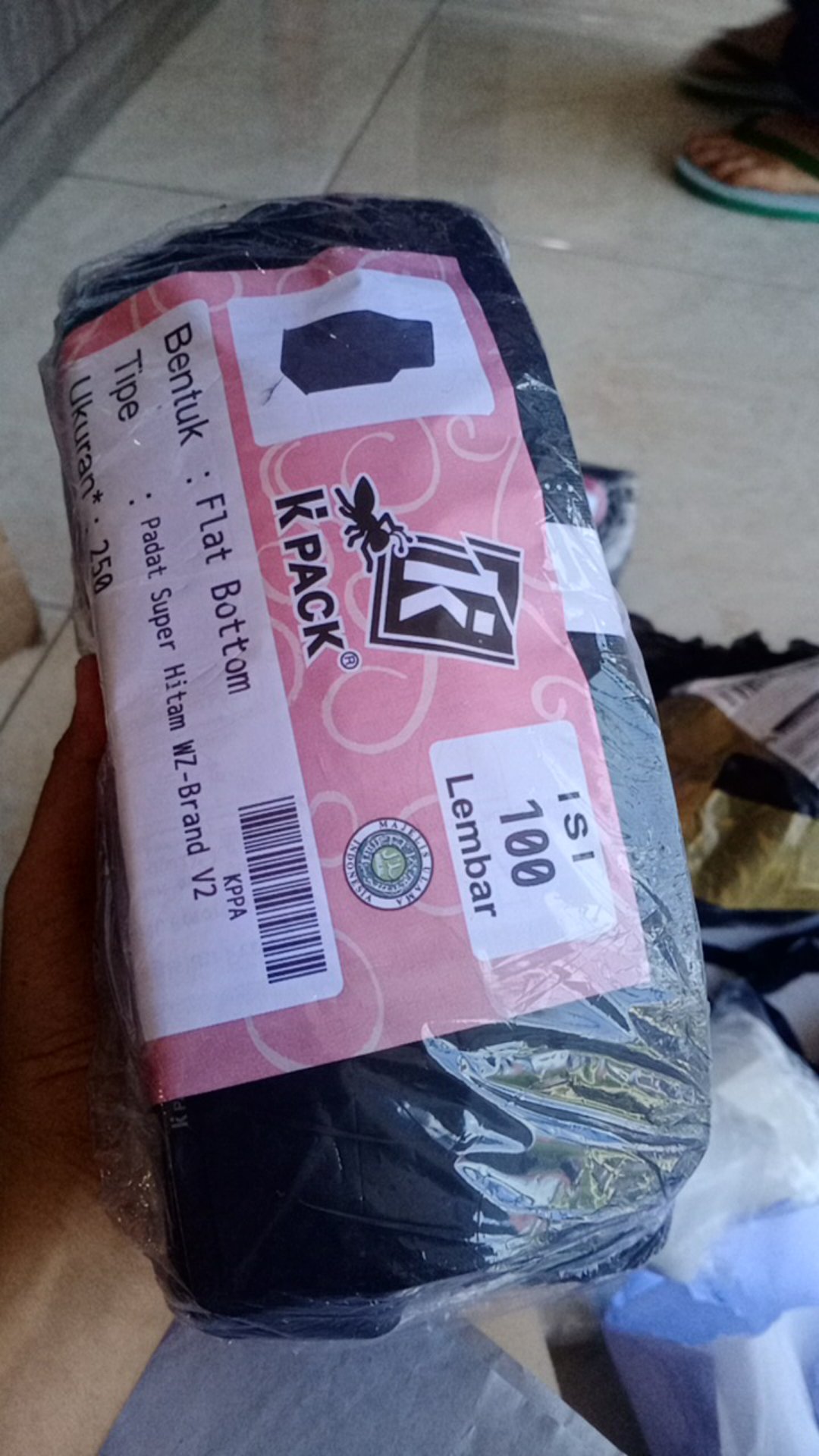 Kemasan Kopi 100 Gr Flat Bottom Hitam Alumunium Foil 250+zipper+valve (9x15cm)