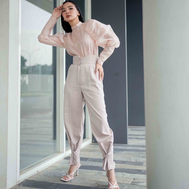 

Poet HW Trouser Comalabel Coma Label