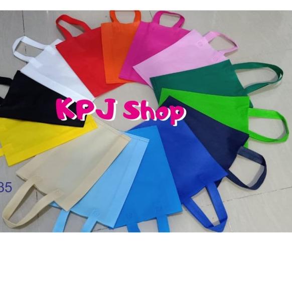 

✈ Goodie bag / tas spunbond tali 38x45 - hijau tua ←