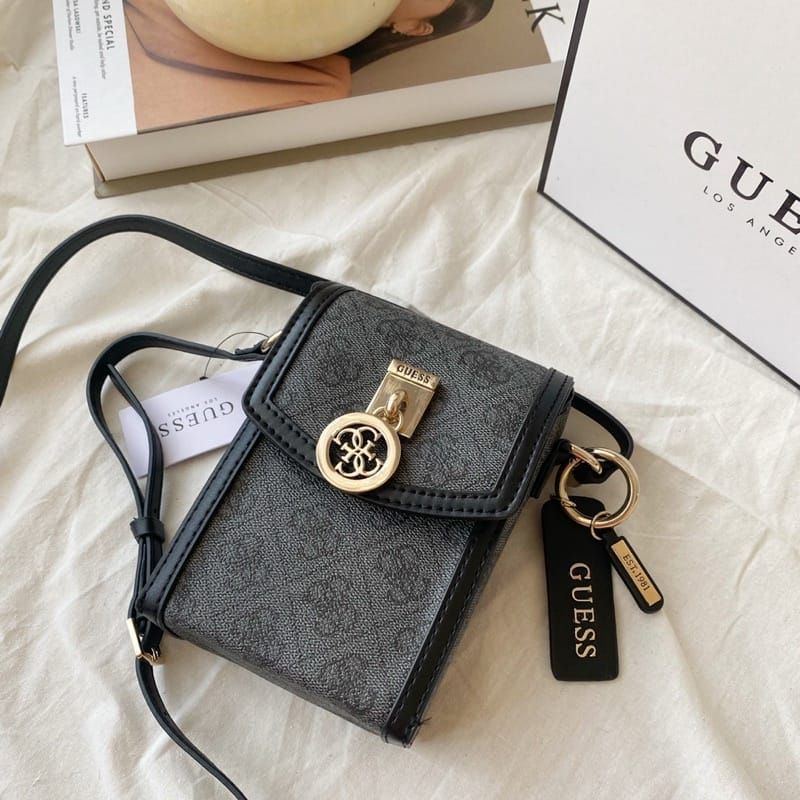 5.5 SALE | GUESSS Phone Sling Bag include box