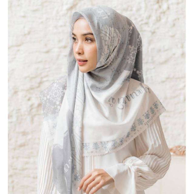 Kanaka scarf jeumpa wearing klamby