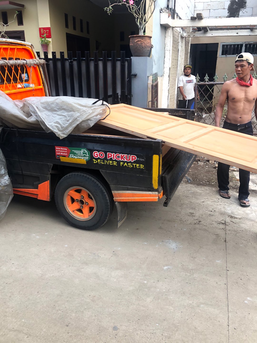 Pintu Minimalis 1 Set Kayu Mranti Dan Kamper Bahan Second Dinadikan Baru