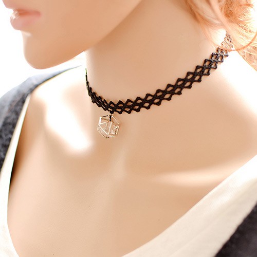 LRC Vintage Black Hollow Out Metal Pendant Decorated Pure Color Choker C71047