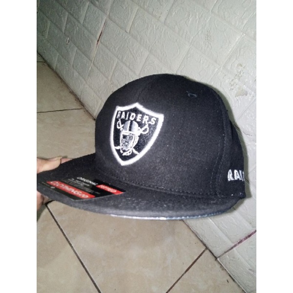 Topi Nfl Raider