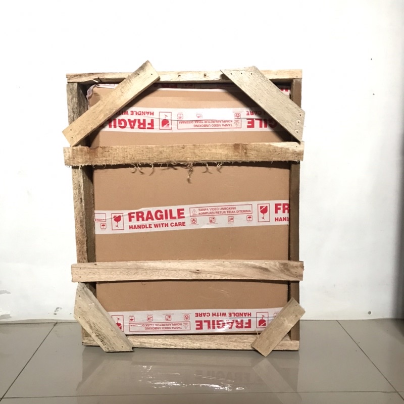 

Ekstra Packing (buble wrap double + Packing kayu)