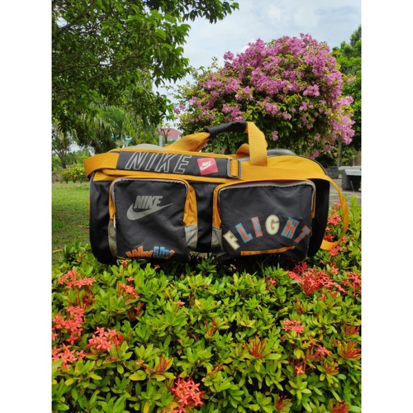 vintage duffle bag nike flight
