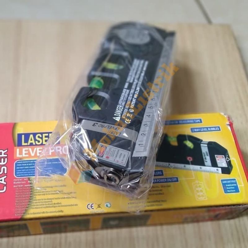 

Taffware LEVELPRO3 Penggaris Laser Horizontal Vertical 250CM + Waterpass - TL243