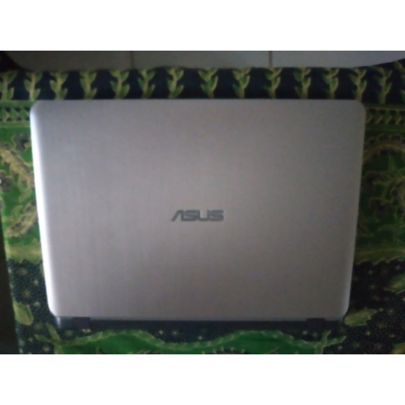 Laptop Bekas Asus A407MA Intel Celoron N4000