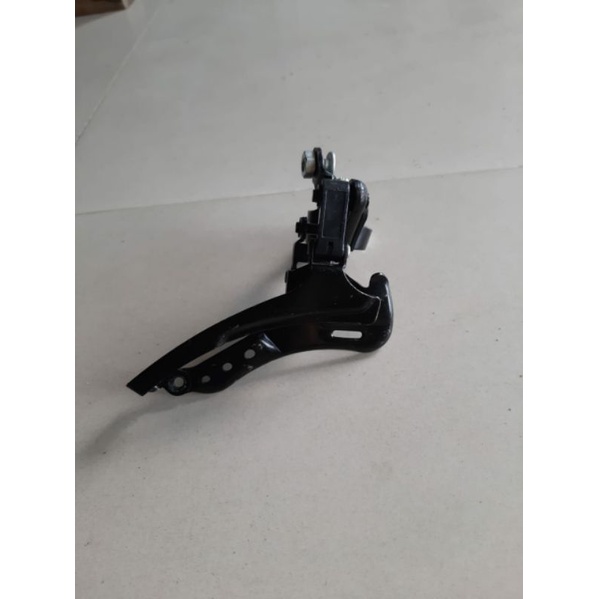 Fd tarikan bawah 3 speed