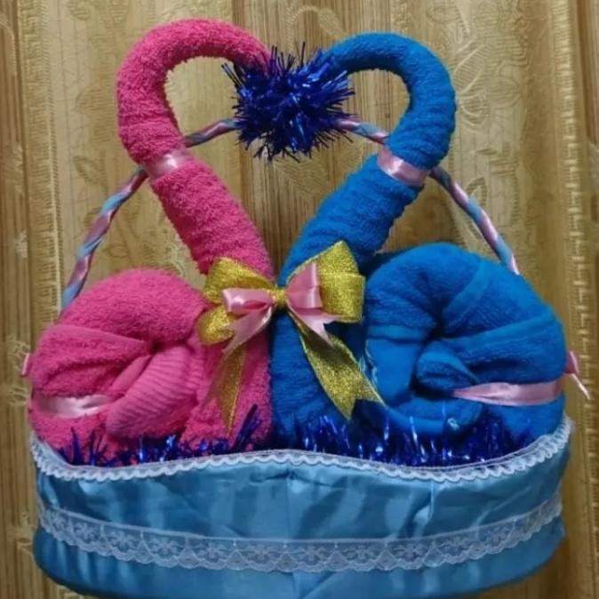 

AKSESORIS PERNIKAHAN PAKET SESERAHAN HANDUK JUMBO 2PCS PERLENGKAPAN PESTA CRAFT