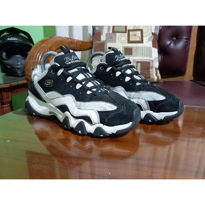 SKECHERS D'LITES 2 SEPATU SNEAKERS PRIA WANITA SEPATU SECOND BRANDED