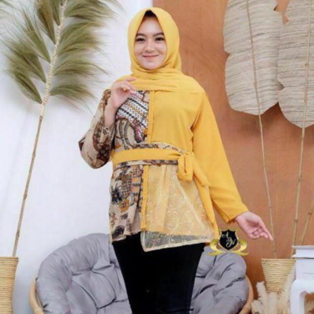 Atasan Batik Wanita Baju Batik Kombinasi Brokat Kuning Fashion Trend 2021
