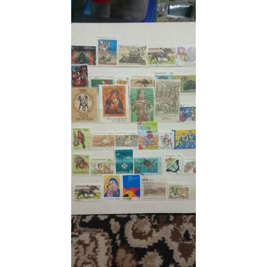 

33 pcs perangko