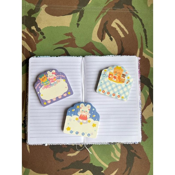 

[ the blossom ] Sticky Note Cartoon Como Student