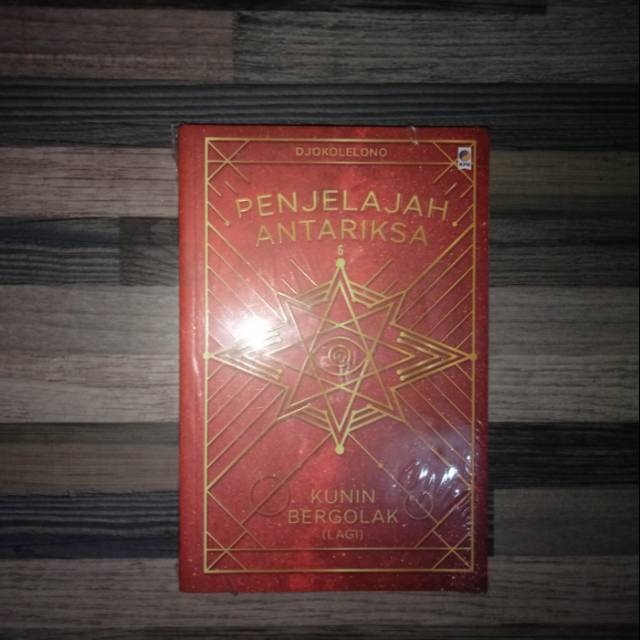 PENJELAJAH ANTARIKSA 6
Oleh: Djokolelono