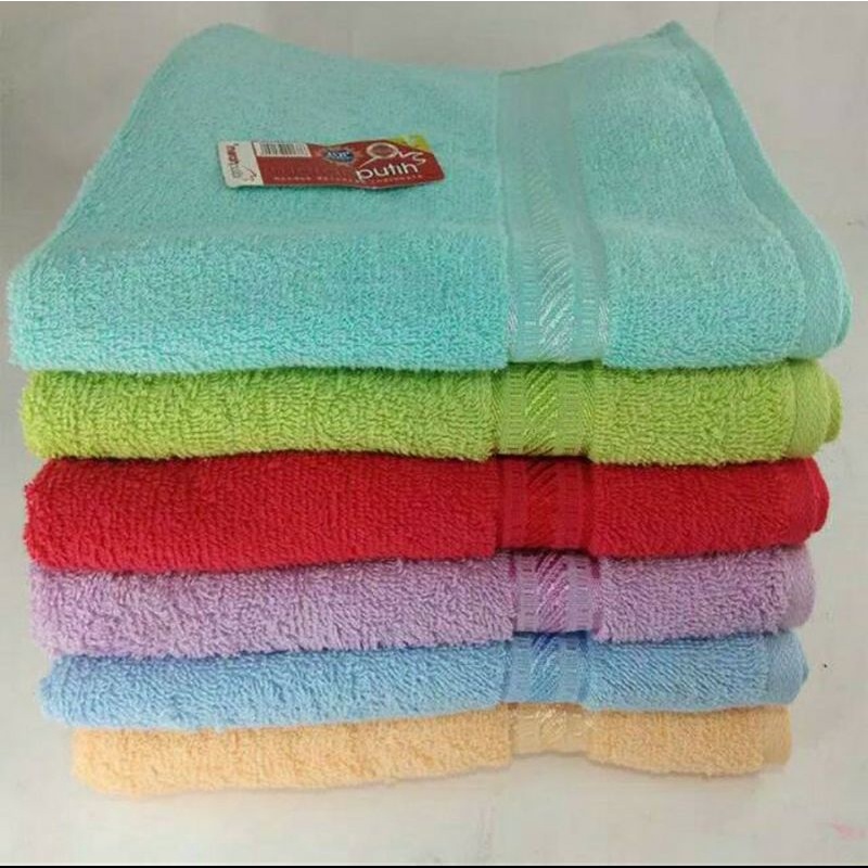 Handuk Leher / Handuk Kecil Olahraga  / Sapu Tangan Merah Putih