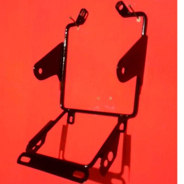 Breket/braket lampu pesek new megapro/dudukan lampu new megapro/dudukan lampu pesek honda mega pro
