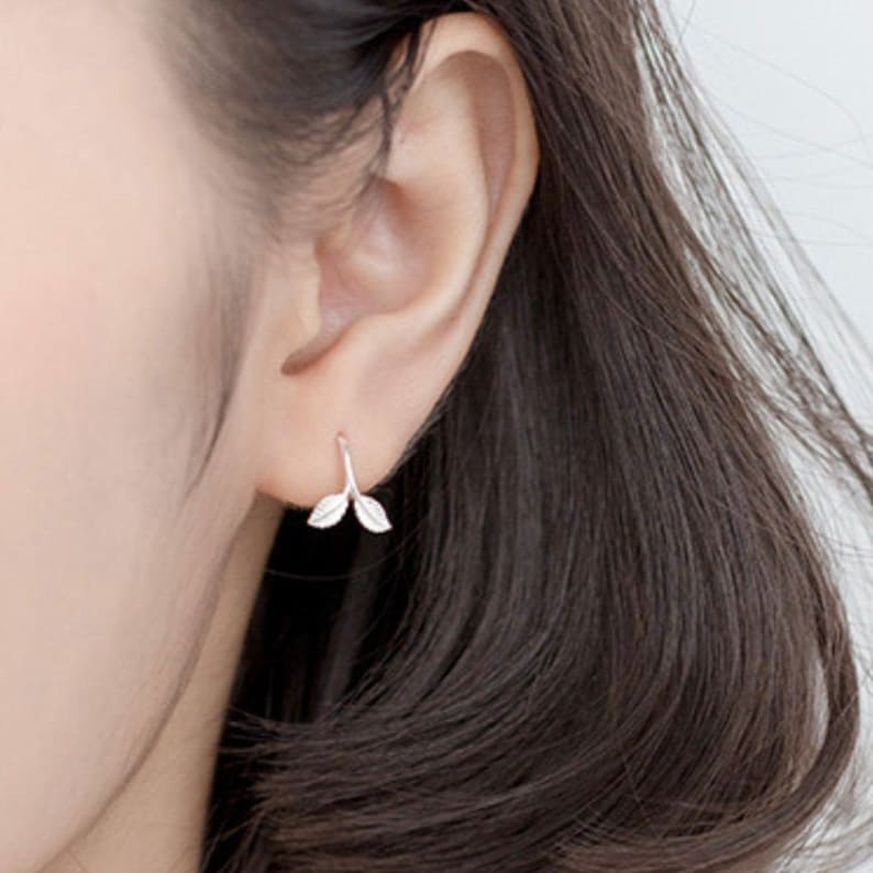 Import Anting Wanita Fasion Korea 925 Sterling silver Perak Model Bunga Anting Titanium Anti Karat