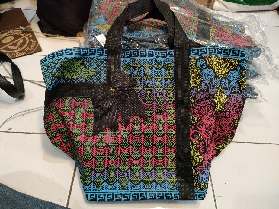 Tas Hajatan Batik Mewah Elegan