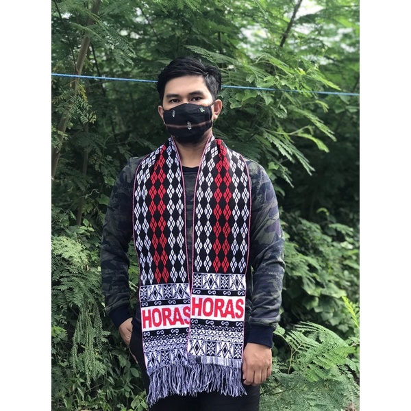 syal ulos rajut horas /  stola ulos