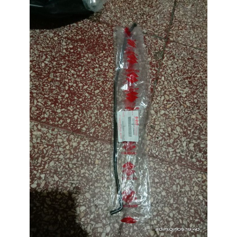 tiang penyangga kap mesin Suzuki Karimun wagon R