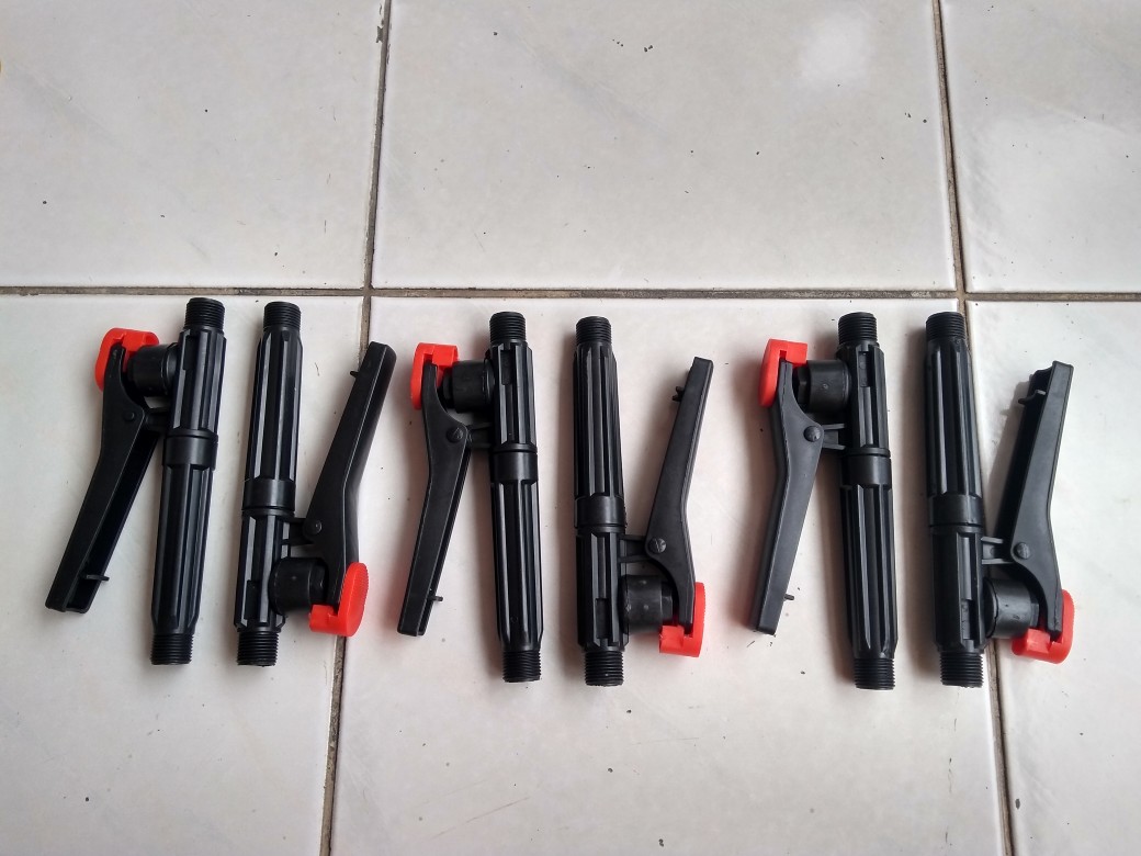 Handle Pencetan Sprayer Elektrik