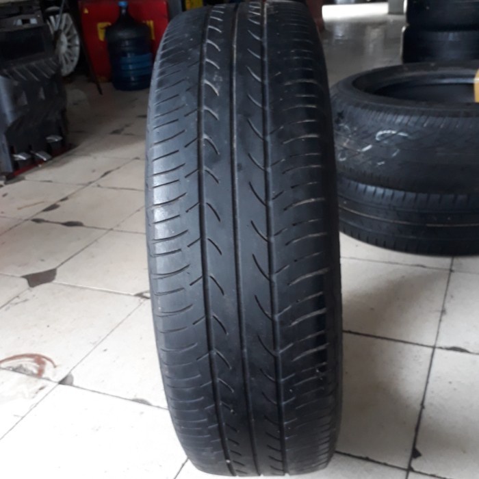 BAN BRIDGESTONE B250 185/65 R15(1)