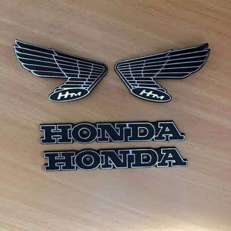 EMBLEM LOGO TANGKI HONDA CB SAYAP IMPORT BAHAN PLAT BESI TEBAL