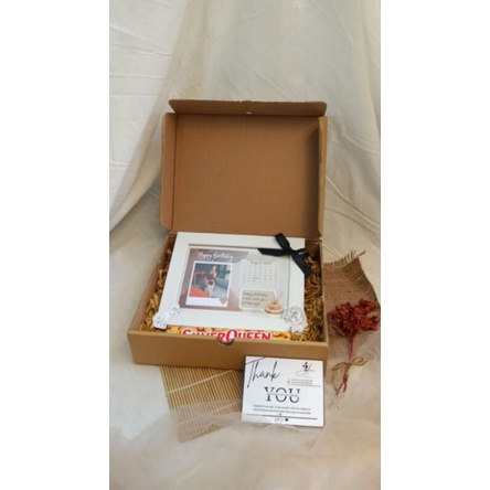 

Kado Custom Kalender Foto dan Coklat
