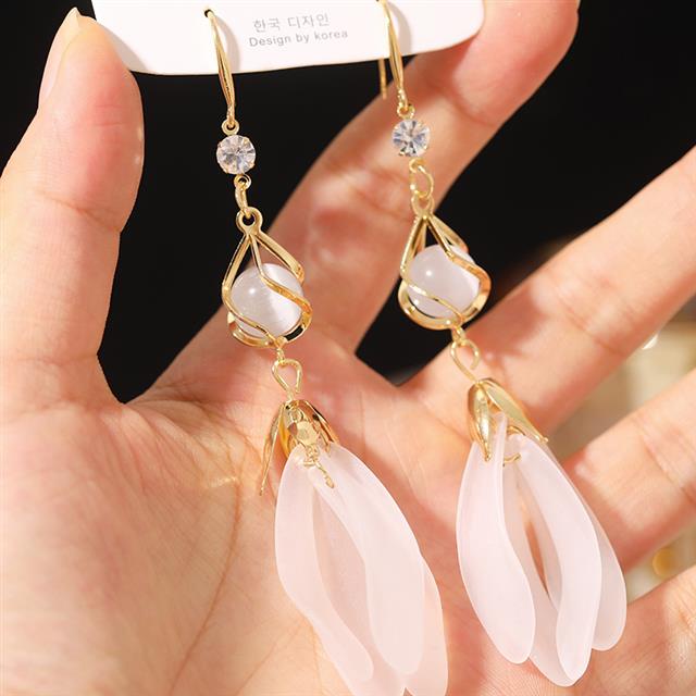 S925 perak telinga hook Korea fashion Opal kelopak panjang rumbai Baru Elegan liar anting-anting wan