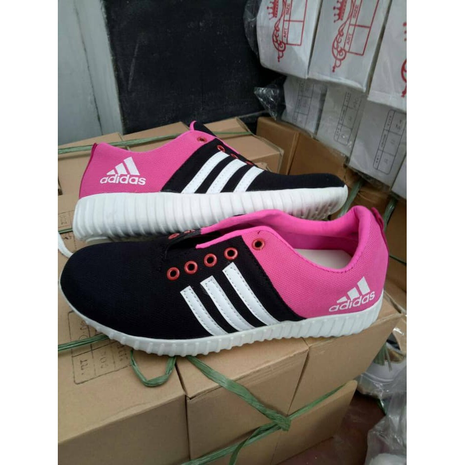 

New YEZZY GLED HITAM FANTA