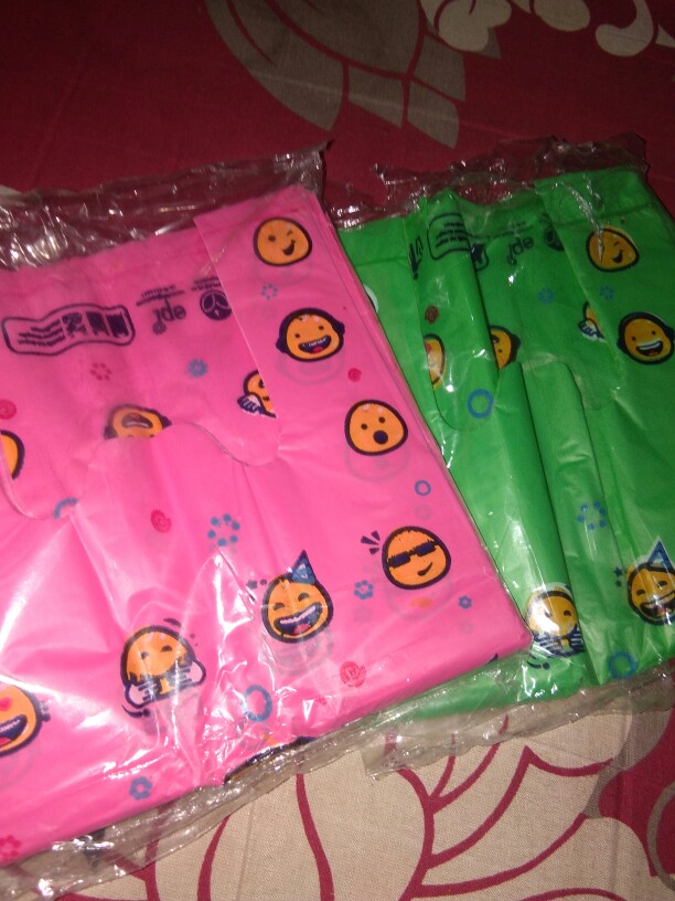 [50pcs] Plastik Packing Olshop Kantong Kresek Ramah Lingkungan Motif Smile 15x31 Cm