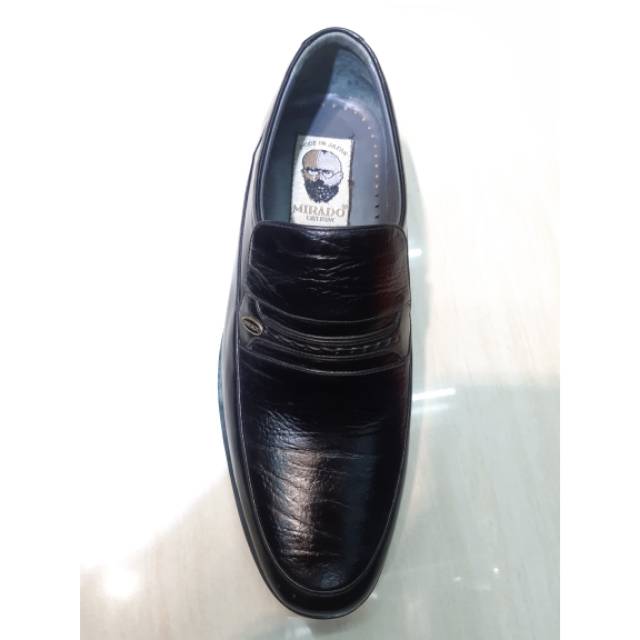 Sepatu Pantofel Mirado DS87 HITAM dan Maroon