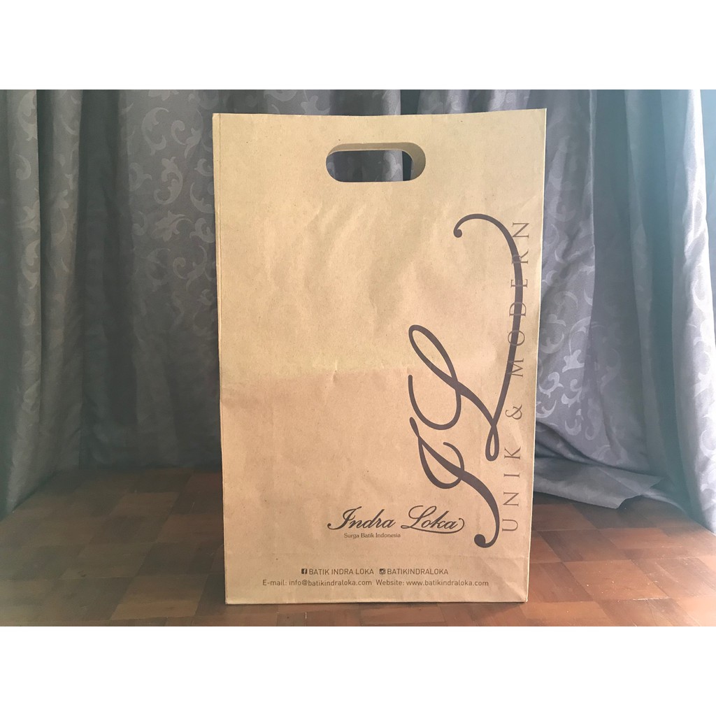 

Paperbag Batik Indraloka