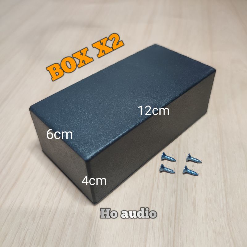 box x2 hitam plastik